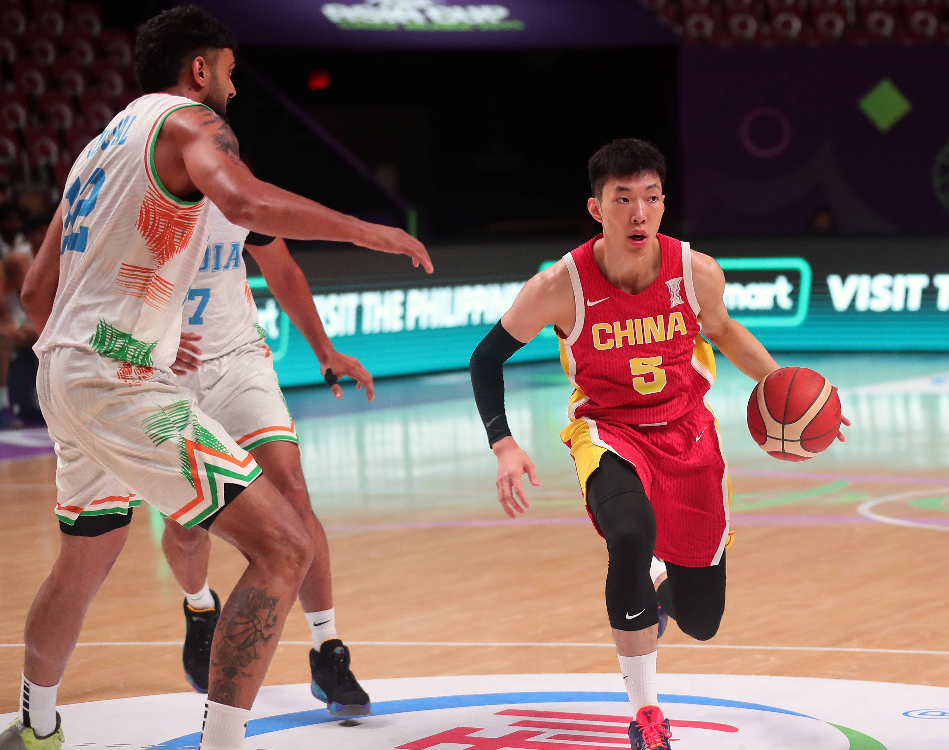 中国队完胜印度队,郑思维高光表现 中国队完胜印度队,郑思维高光表现