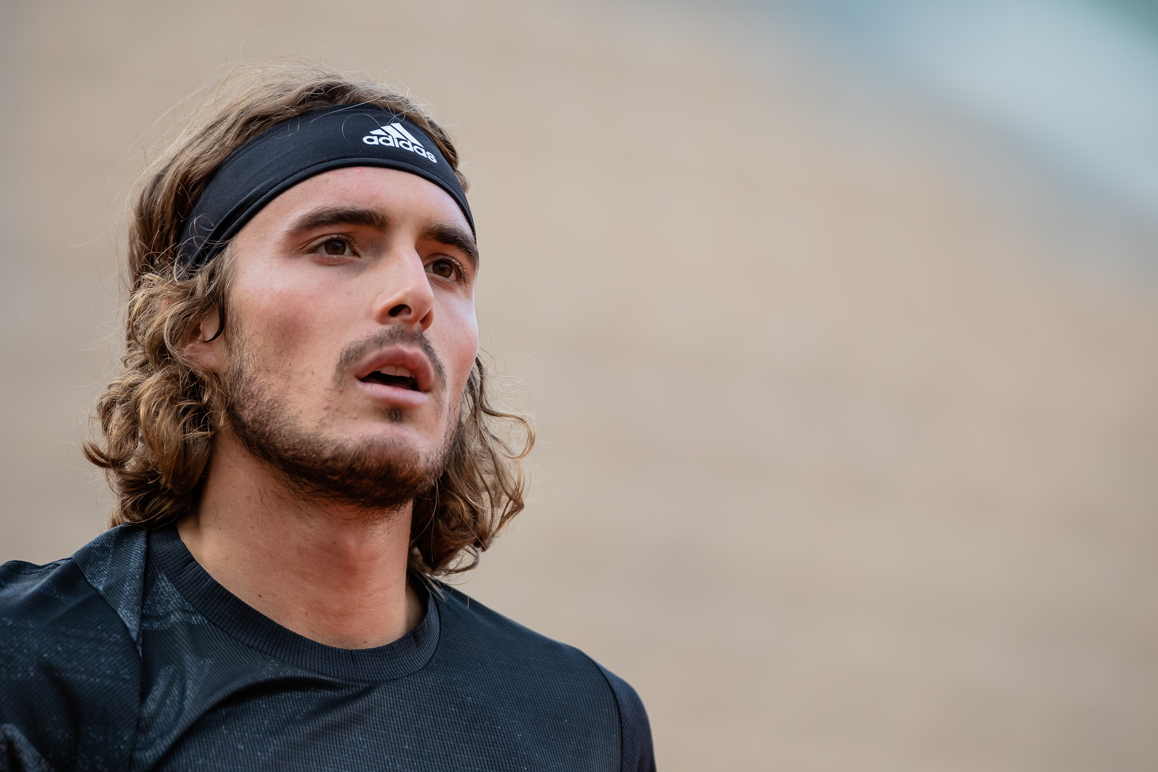 法网完胜温网，西西帕斯高光表现