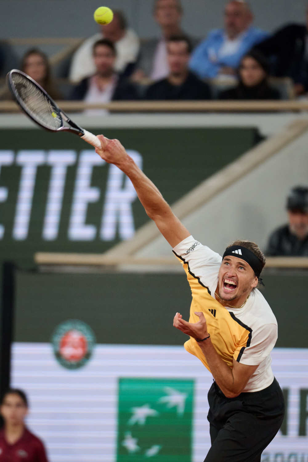 澳网翻盘戴维斯杯，兹维列夫关键制胜