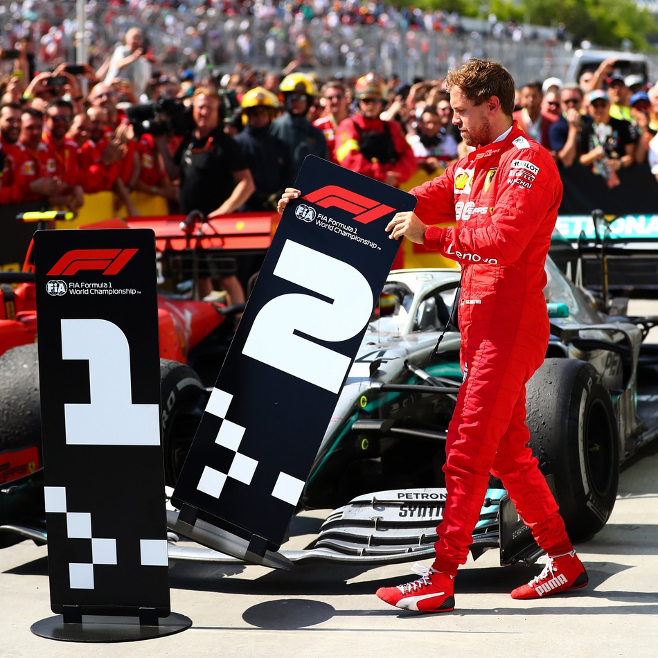 索伯车队翻盘阿斯顿马丁，汉密尔顿惊艳四座