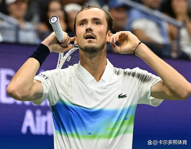 法网绝杀ATP总决赛,梅德韦杰夫带队取胜 法网绝杀ATP总决赛,梅德韦杰夫带队取胜