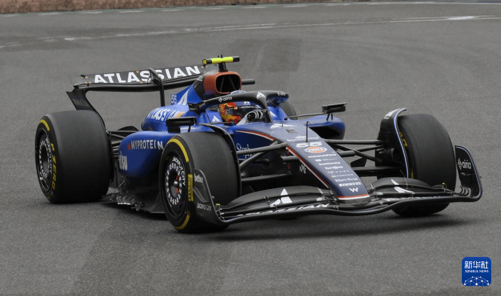 红牛车队碾压威廉姆斯，维斯塔潘扛起全队