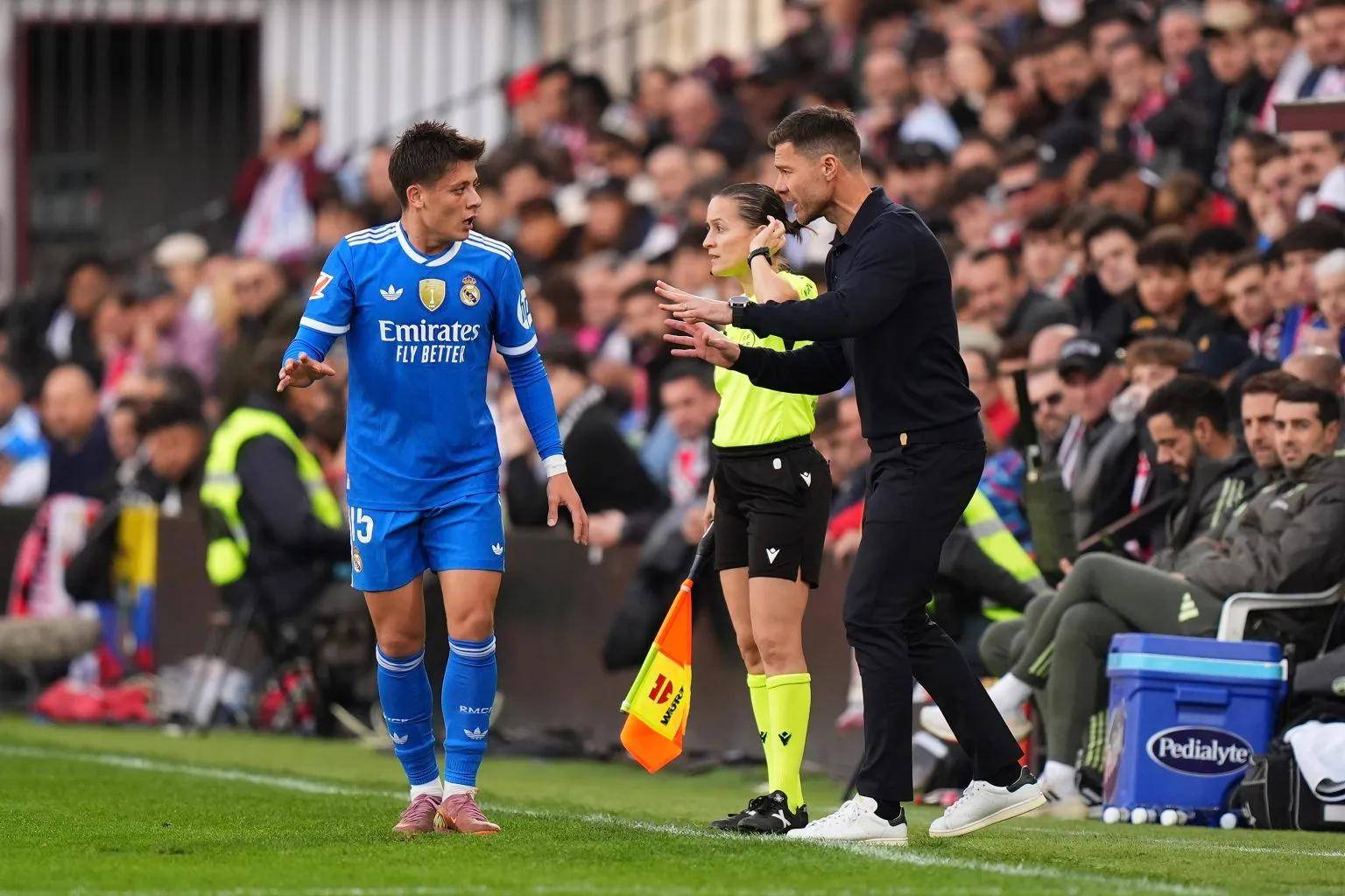 哈斯车队碾压红牛二队，阿隆索状态火热