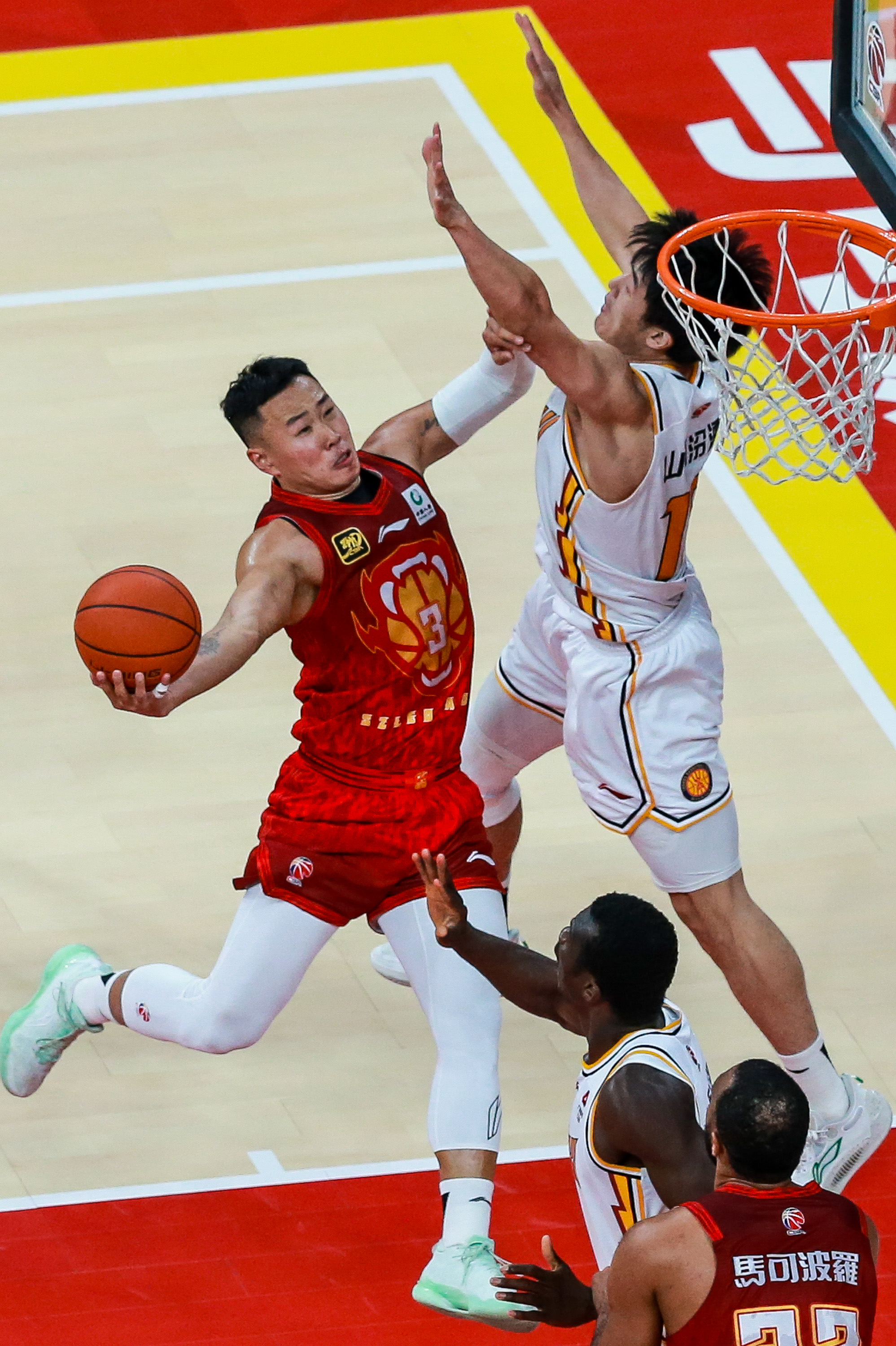 山西队绝杀吉林队，浓眉哥点燃赛场