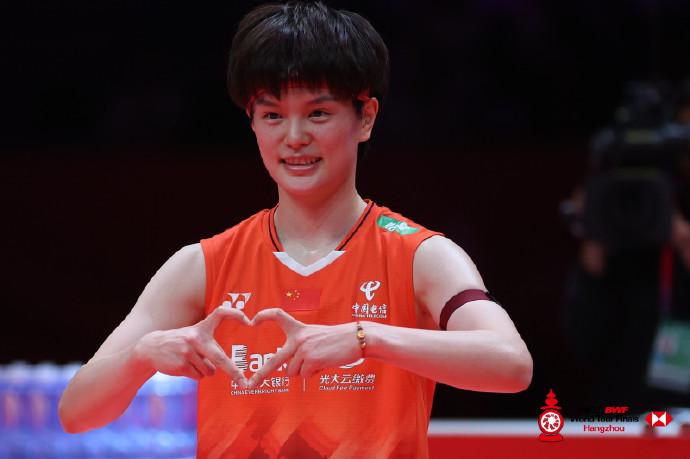 丹麦羽毛球队翻盘印度羽毛球队，辛杜爆发神勇