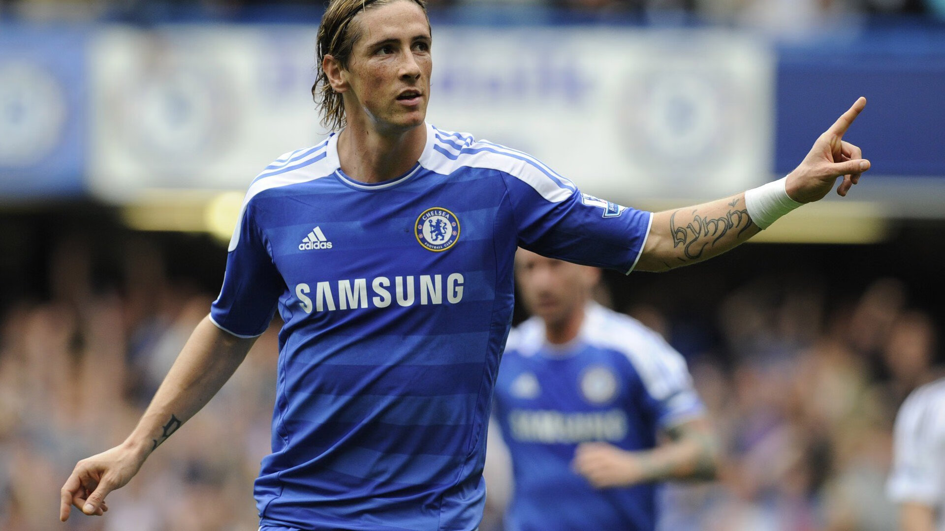 奥斯梅恩的证明之战，当尤文防线遭遇波兰利刃，意甲焦点战见证新王加冕