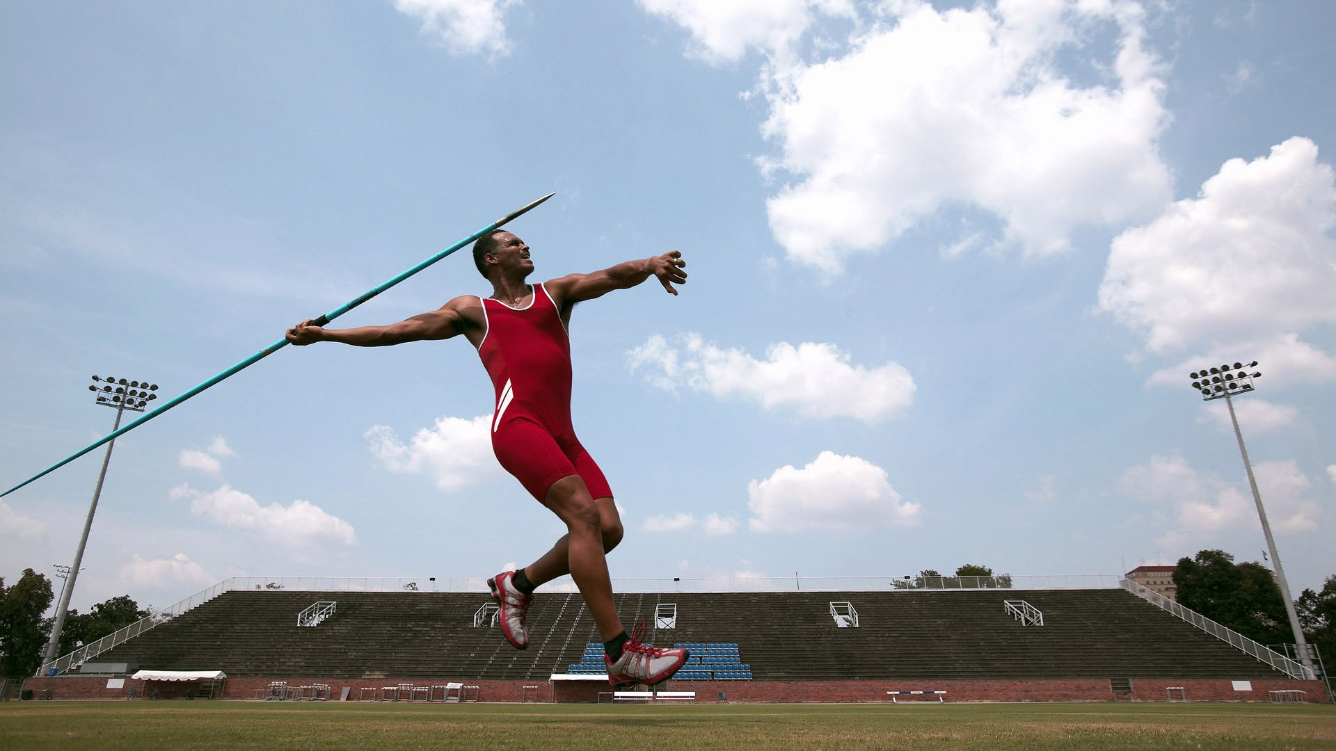 北境孤星，德罗赞末节接管比赛，猛龙撕裂勇士王朝的最后一夜